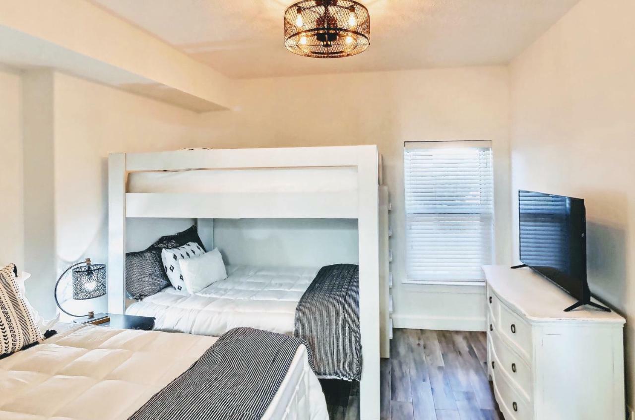 Barefoot Bliss - Beachfront Condo - Sleeps 12 Panama City Beach Εξωτερικό φωτογραφία